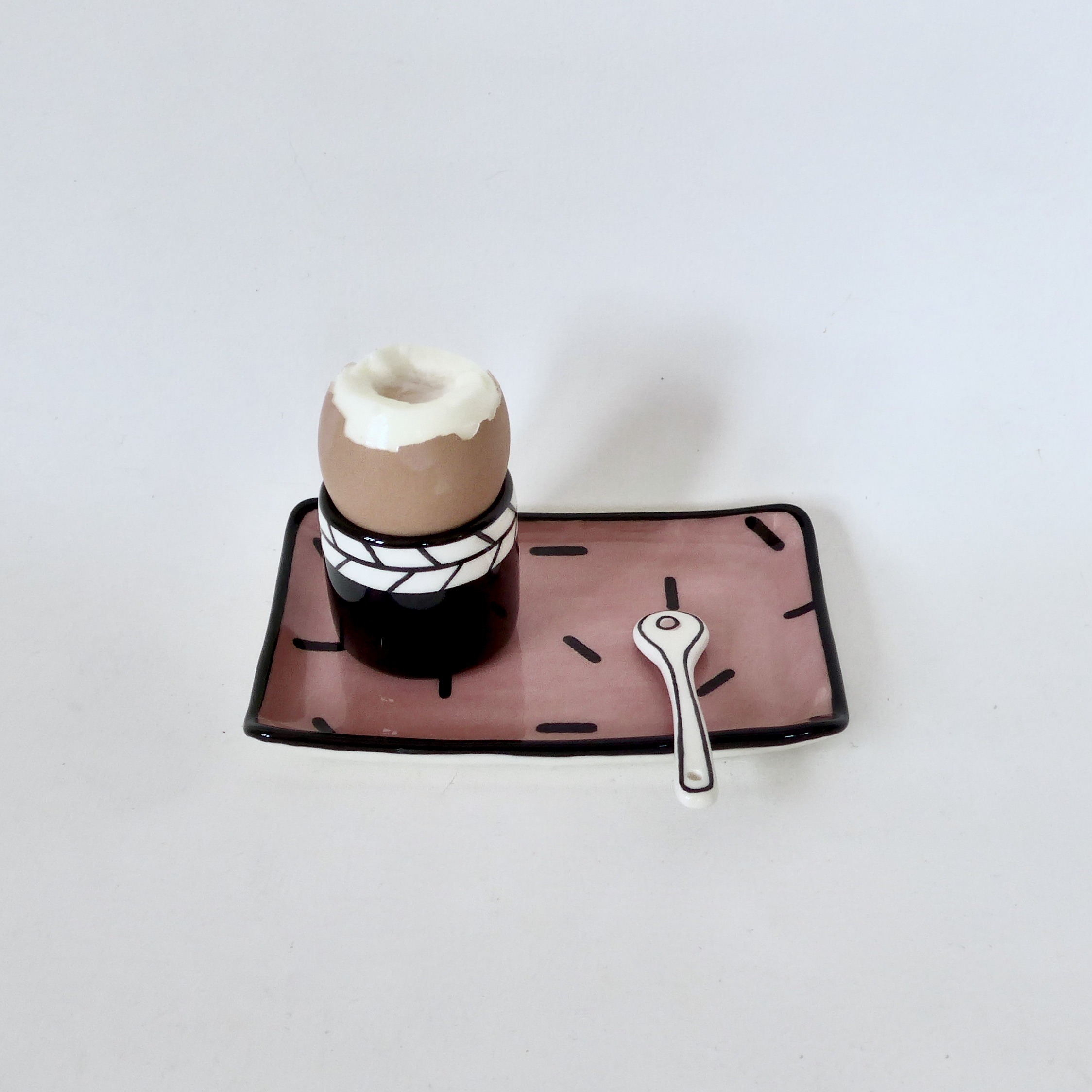 coquetier noir et blanc