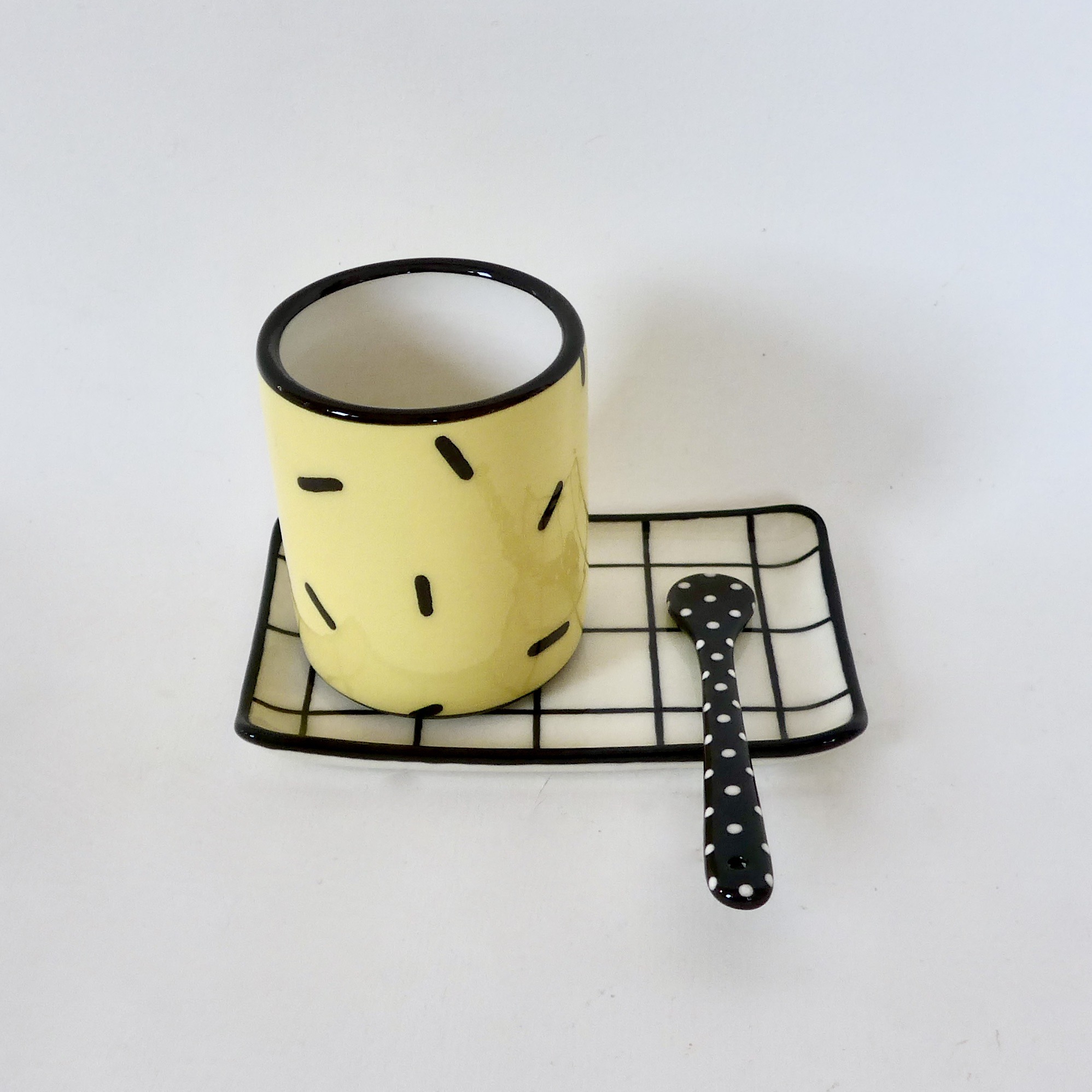 mug confetti et sous-tasse