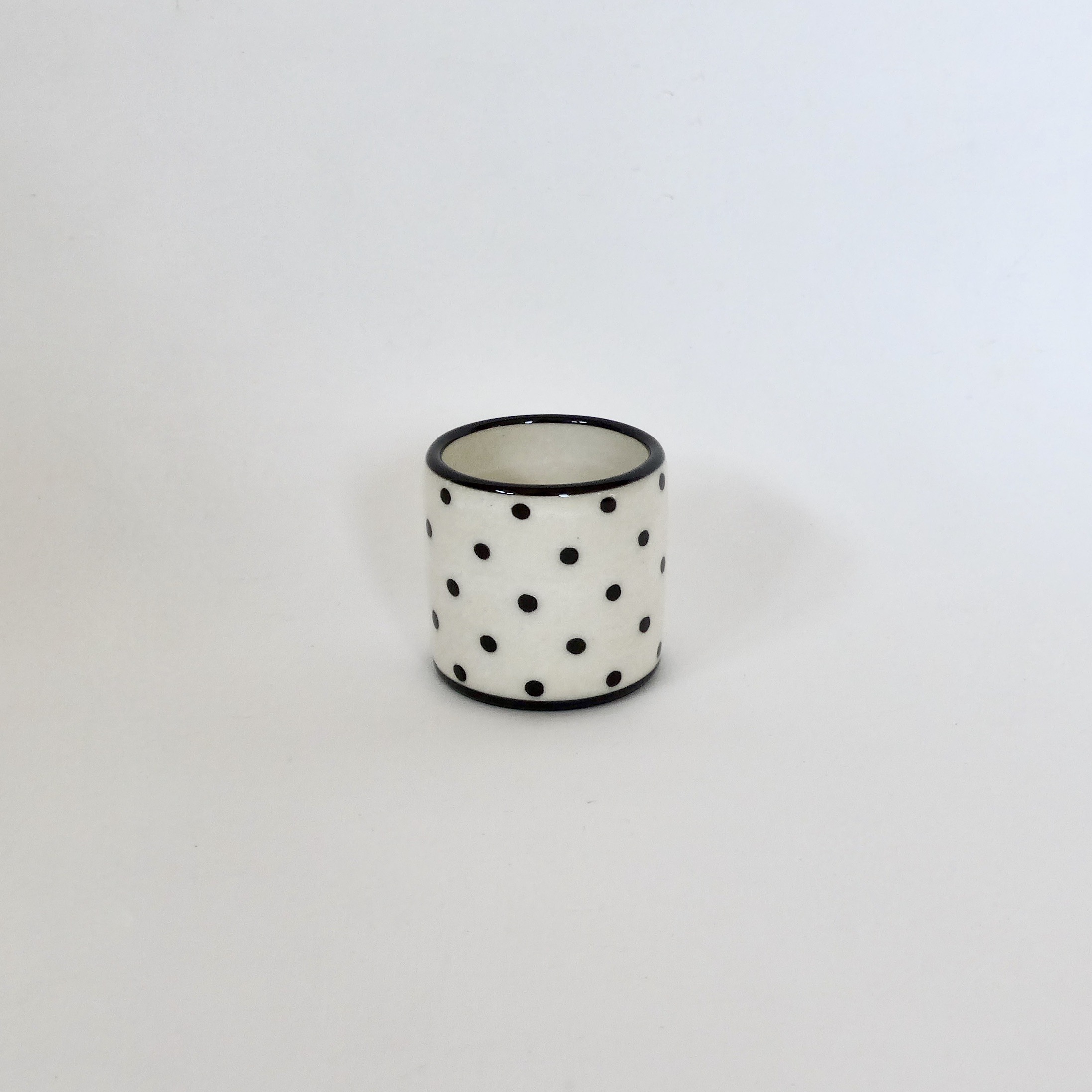 tasse à café à pois